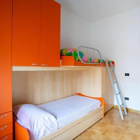Lussuoso Fronte Mare A Marina! Apartament