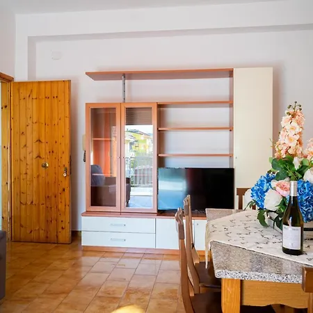 Lussuoso Fronte Mare A Marina! Apartament